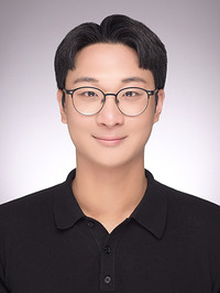 Dongwook Lee
